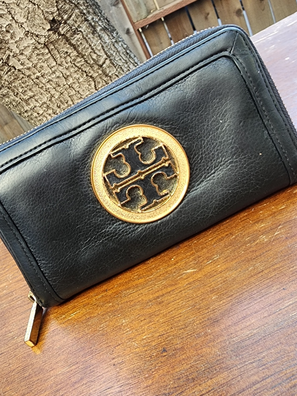 Tory Burch Amanda Zip Around Wallet Black Leather